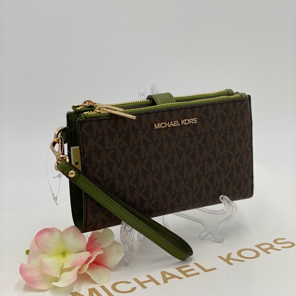 MICHAEL KORS LARGE DOUBLE ZIP WRISTLET EVERGREEN - Picture 7 of 16